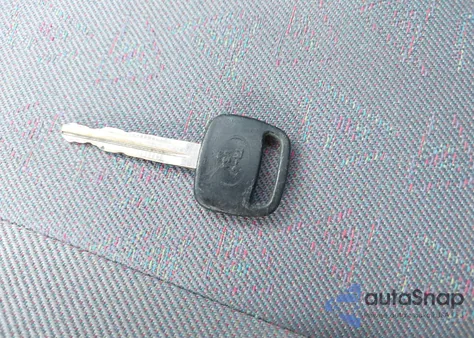 2000 Toyota Corolla Ve z USA, uszkodzony, nr VIN 2T1BR12E6YC309972